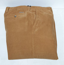 Cargar imagen en el visor de la galería, Pantalon Huapi Corderoy Sin Pinza
